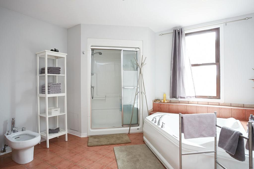 Big Cozy House Villa Montreal Bagian luar foto
